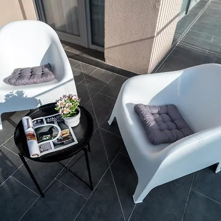 Super Cosy, New Apartment With Balcony 아파트 부다페스트